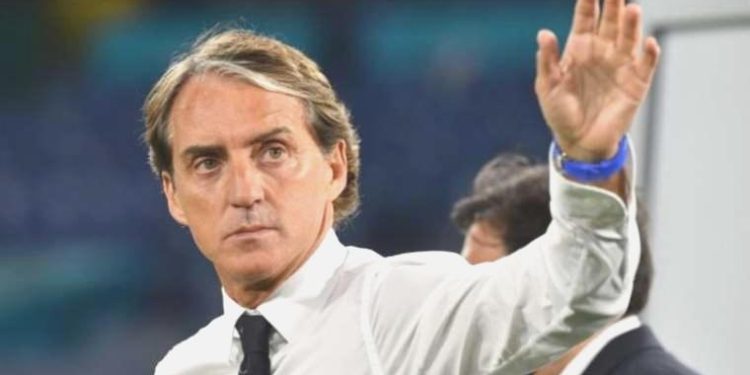 İtalya Ulusal Grubu Teknik Yöneticisi Roberto Mancini istifa etti