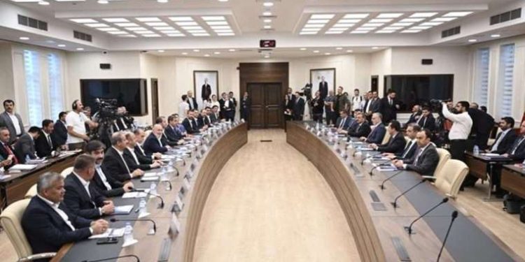 Kamu Toplu Mukavelesi’nde gözler hükümetin teklifinde: Ali Yalçın’dan kritik açıklama