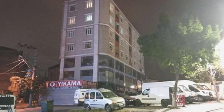 Kocaeli’de kuşkulu mevt: 6’ncı kattan düşen 19 yaşındaki Üveys ömrünü yitirdi