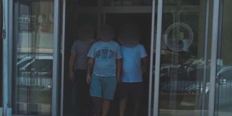 Kuşadası’nda fuhuş operasyonu!