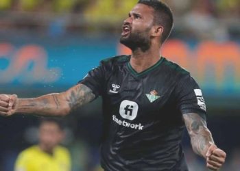 La Liga’da Real Betis, Villarreal’i son anda devirdi
