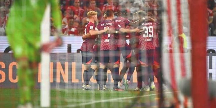 RB Leipzig, Bayern’i ezdi Muhteşem Kupa’nın sahibi oldu!