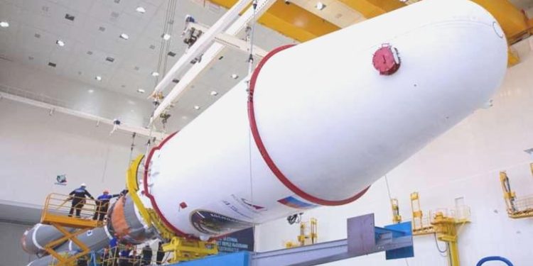 Rusya 47 yıl sonra Ay’a uzay aracı gönderdi