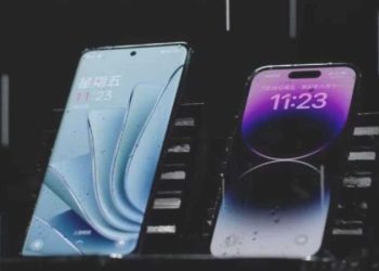 Sağanak yağış altında bile kullanılabilecek akıllı telefon