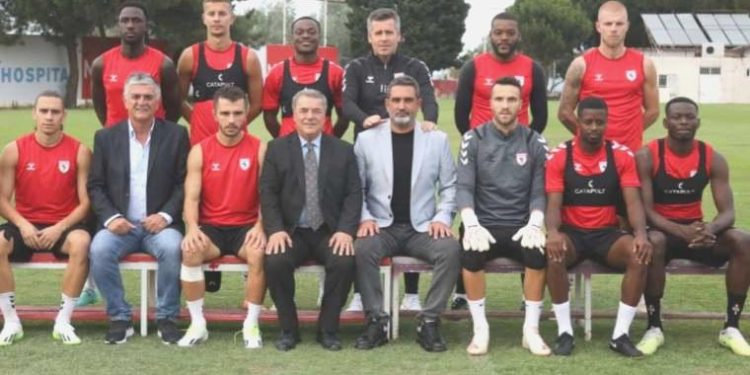 Samsunspor 10 yeni transferini tanıttı!