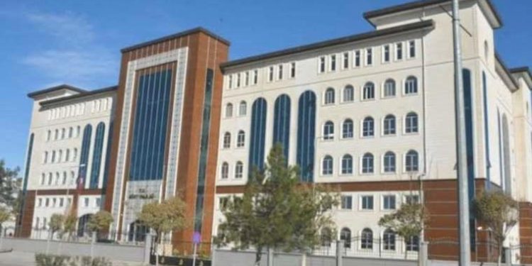 Siirt’te şov ve yürüyüş aktiflikleri 15 gün müddetle yasaklandı!