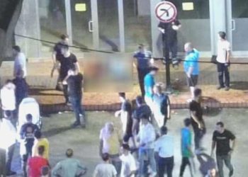 Sokak ortasında silahlı hücum: 1 kişi hayatını kaybetti