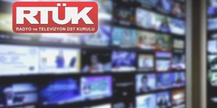 Son dakika… İktidarın sopası RTÜK yeniden muhalif kanallara ceza yağdırdı!