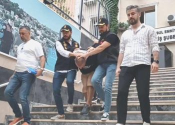 Tartıştığı bayanı pencereden atarak öldürdüğü öne sürülen avukat gözaltında