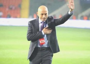 TFF’den, Cüneyt Çakır’a tebrik