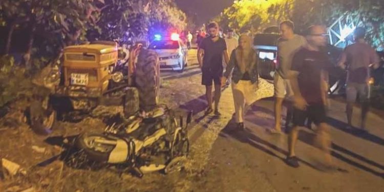 Tıpkı kavşakta bir saatte iki kaza: 2 meyyit, biri ağır 3 yaralı!