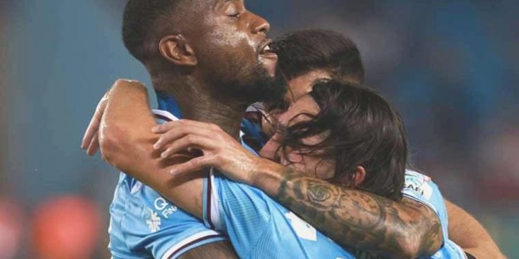 Trabzonspor, Harika Lig’e galibiyet ile başladı! Trabzonspor 1-0 Antalyaspor