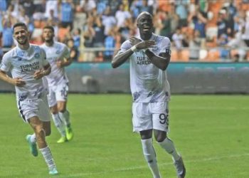 Türk ekipleri Avrupa’da 4’te 4 yaptı