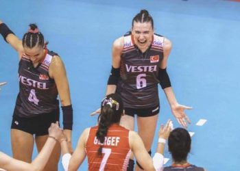 Türkiye U19 Voleybol Ulusal Kadrosu namağlup finale yükseldi!