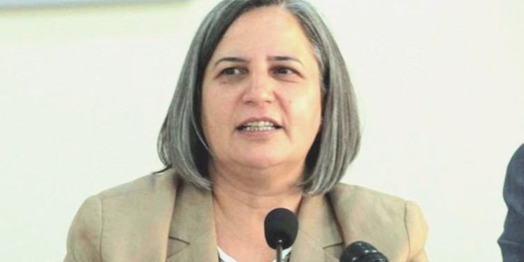 Tutuklu bulunan HDP’li Gültan Kışanak’a ablasının cenazesine katılması için müsaade verildi