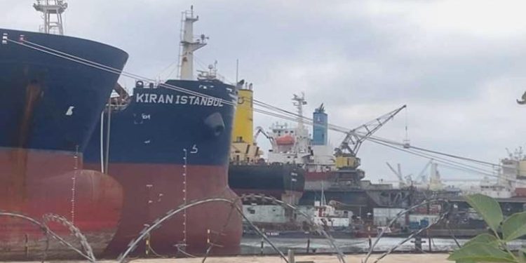 Tuzla’da geminin atık deposunda patlama: 1 emekçi hayatını kaybetti