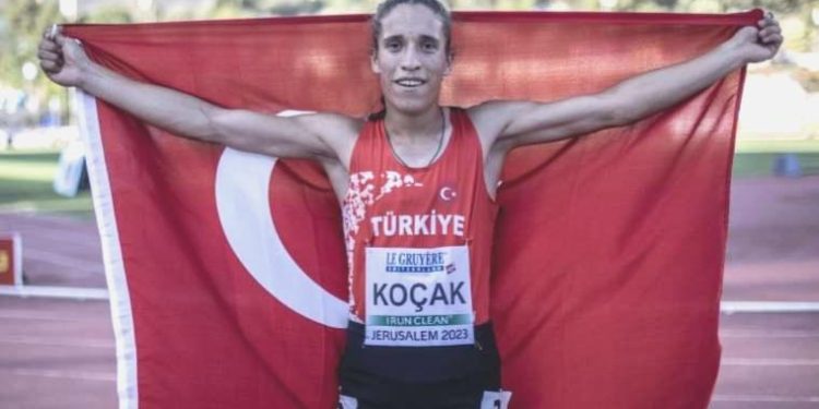 Ulusal atlet Dilek Koçak İsrail’de bronz madalya kazandı