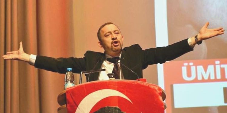 Ümit Kocasakal’dan ‘ihraç’ argümanı: Operasyonun gerisinde Tuncay Özkan ve Canan Kaftancıoğlu var!