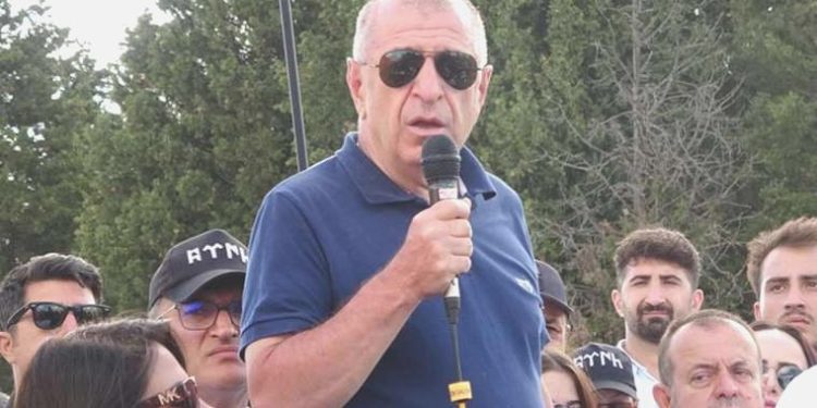 Ümit Özdağ Çanakkale’de ‘Zafer Yürüyüşü’ne katıldı, Türkiye’den toprak satın alan yabancılara seslendi: ‘Hepsini kamulaştıracağız’