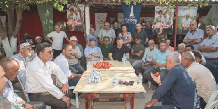 Üretici: İki kilo domates yarım litre suya denk!