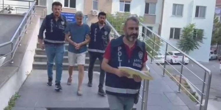 Üsküdar’da ATM önünde sıra hengamesi: 1 meyyit