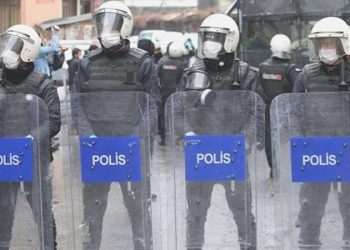 Van’da şov ve yürüyüşlere 2 günlük yasak