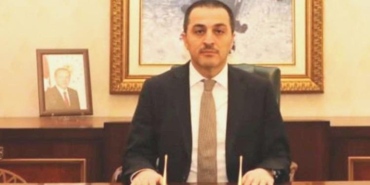 Yeni Burdur Valisi Türker Öksüz kimdir, nereli, kaç yaşında? Türker Öksüz hangi vazifelerde bulundu?