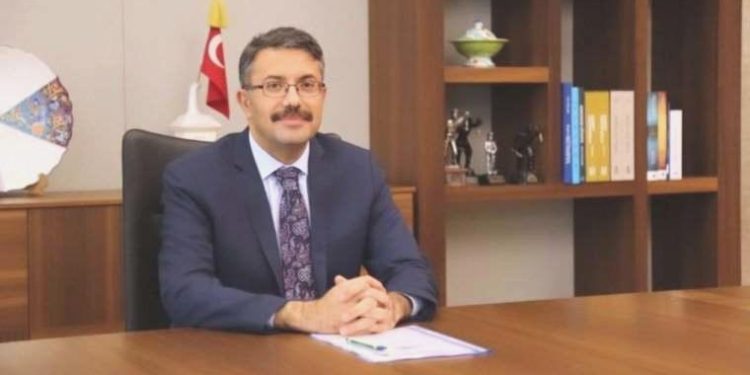 Yeni Hakkari Valisi Ali Çelik kimdir, nereli, kaç yaşında? Ali Çelik hangi vazifelerde bulundu?