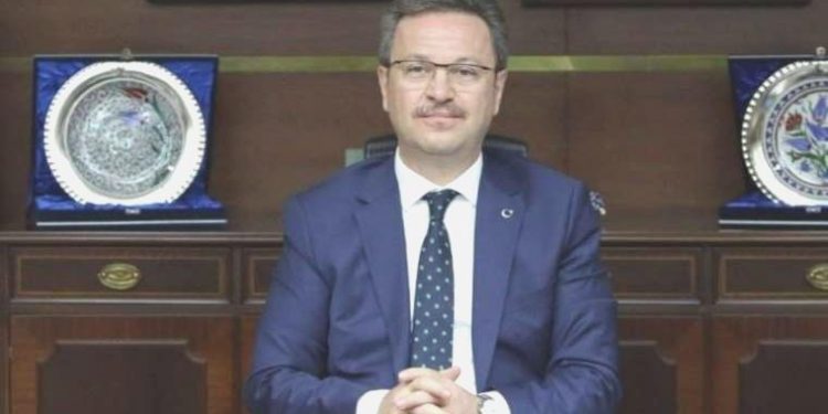 Yeni Manisa Valisi Enver Ünlü kimdir, nereli, kaç yaşında? Enver Ünlü hangi vazifelerde bulundu?