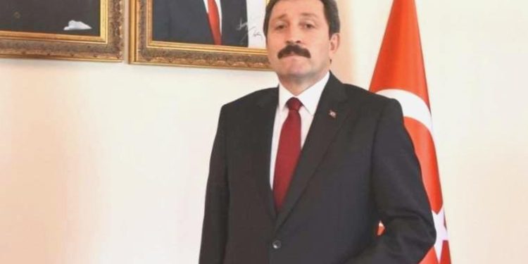 Yeni Samsun Valisi Orhan Tavlı kimdir, nereli, kaç yaşında? Orhan Tavlı hangi misyonlarda bulundu?