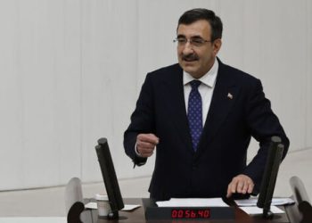 Cumhurbaşkanı Yardımcısı Yılmaz’dan büyüme ve enflasyon açıklaması