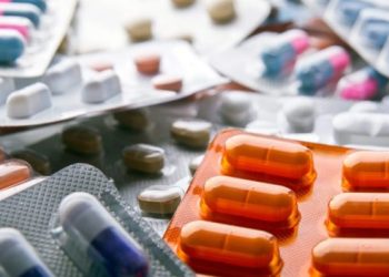 İstanbul’da hileli şekilde ilaç ihracatı yaptığı belirlenen 24 zanlı yakalandı