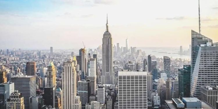 ABD’de konut başlangıçları temmuzda beklenenden fazla arttı