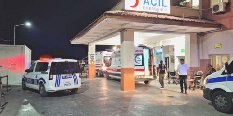 Adana’da birebir aile ortasında silahlı arbede: 1 meyyit, 3 ağır yaralı