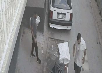 Adana’da depremzedenin meskenini soydular: Hırsızlar yakalandı