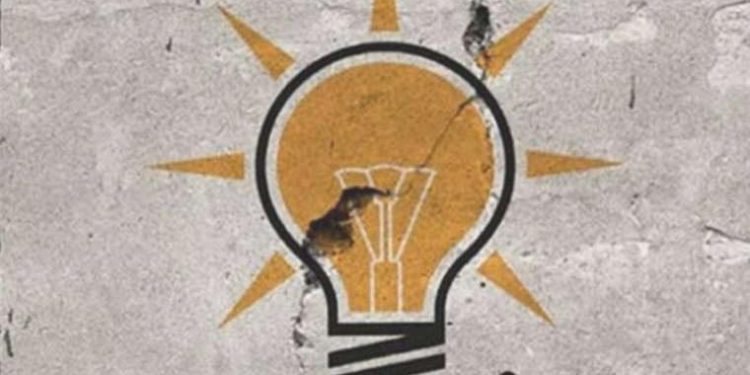 AKP’de Gençlik Kolları Lideri Usame Doğan ’affını isteyerek’ misyonundan istifa etti