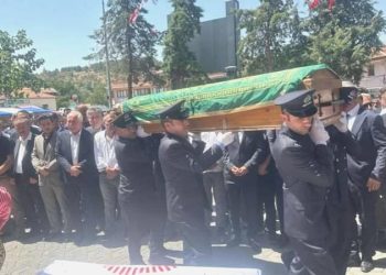 AKP’li belediye lideri son seyahatine uğurlandı