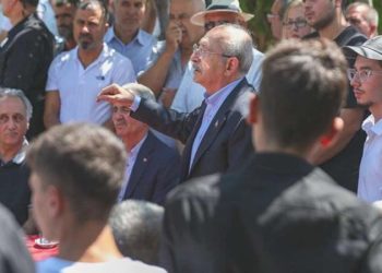 AKP’nin kalesinde yurttaş Kılıçdaroğlu’na sıkıntı yandı: Oylarımızı alıp sonra yüzümüze bakmıyorlar, bin pişmanız!