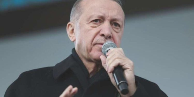 AKP’ye içeriden büyükşehir uyarısı: ‘Yeniden seçilebilirler’