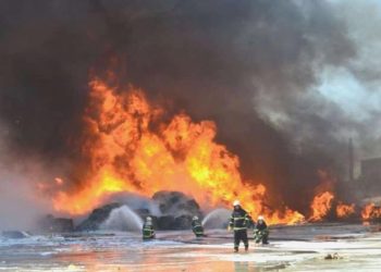 Aksaray’da geri dönüşüm tesisinde yangın!