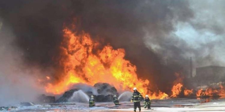 Aksaray’da geri dönüşüm tesisinde yangın!