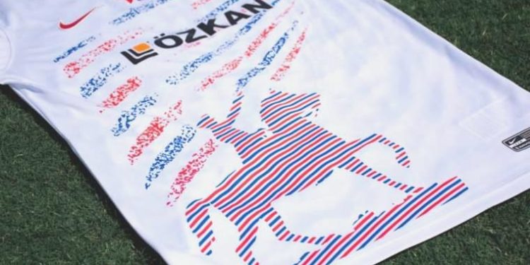 Altınordu’dan 100. yıla özel Gazi Mustafa Kemal Atatürk forması