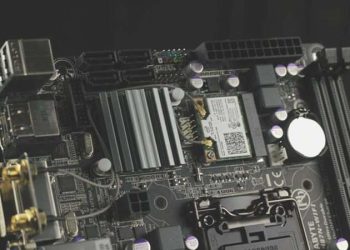 Anakart nedir? Anakart modeli nasıl öğrenilir? Anakartın ne işe fayda?