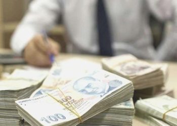 Bankacılık dalının kredi hacmi 10 trilyon 371 milyar liraya dayandı