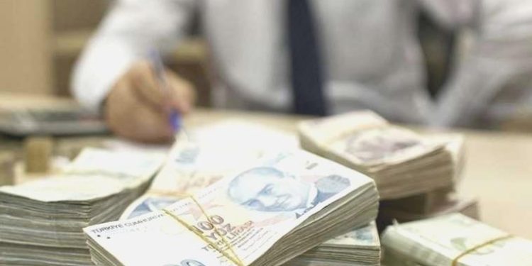 Bankacılık kesiminin kredi hacmi 10 trilyon 371 milyar liraya dayandı