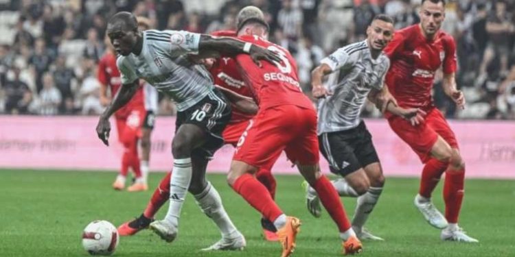 Beşiktaş kendi meskeninde kayıp: Beşiktaş 1-1 Pendikspor