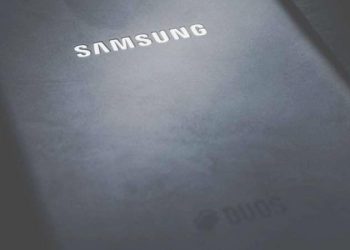 Çerçeveleri kaldırmak ve 440 megapiksel kameraya çıkmak istiyor