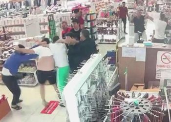 Dinlenme tesisinde ‘ücretsiz yemek’ arbedesi: 6 yaralı