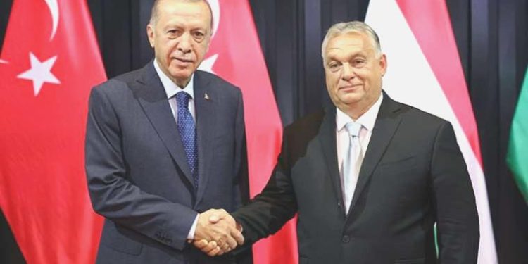 Erdoğan, Macaristan Başbakanı Orban ile görüştü