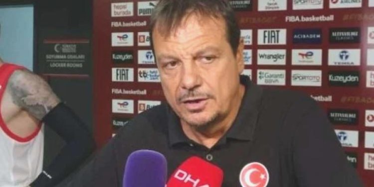 Ergin Ataman: ‘Takımın gücü çok yeterli, beni keyifli ediyor’